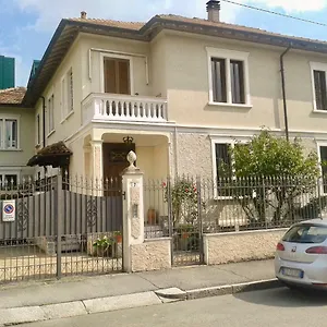 Apartament Re In Comodi Per Milano, Monza